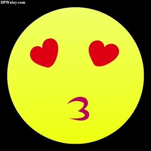 a yellow smiley face with hearts on it-4Qua 