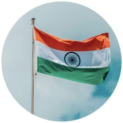 the indian flag is flying high in the sky-Ob3B